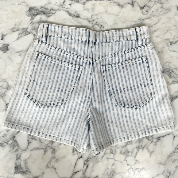 Faherty Topsail Stripe Denim Shorts Railroad Stripe Blue White Size 26 - Picture 3 of 8